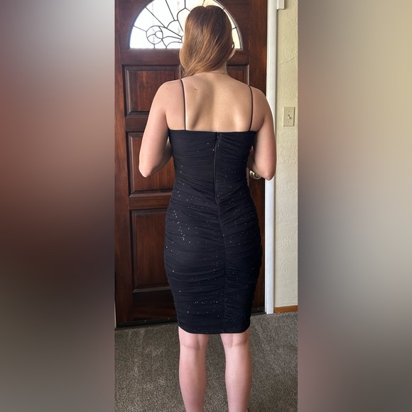 Women’s Winter Formal Dress - Picture 2 of 3